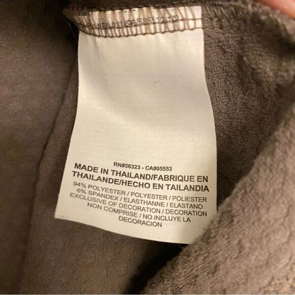 Nike Therma fleece crop Running Top AT4204-266 CREW LONG SLEEVE brown L - Picture 11 of 11